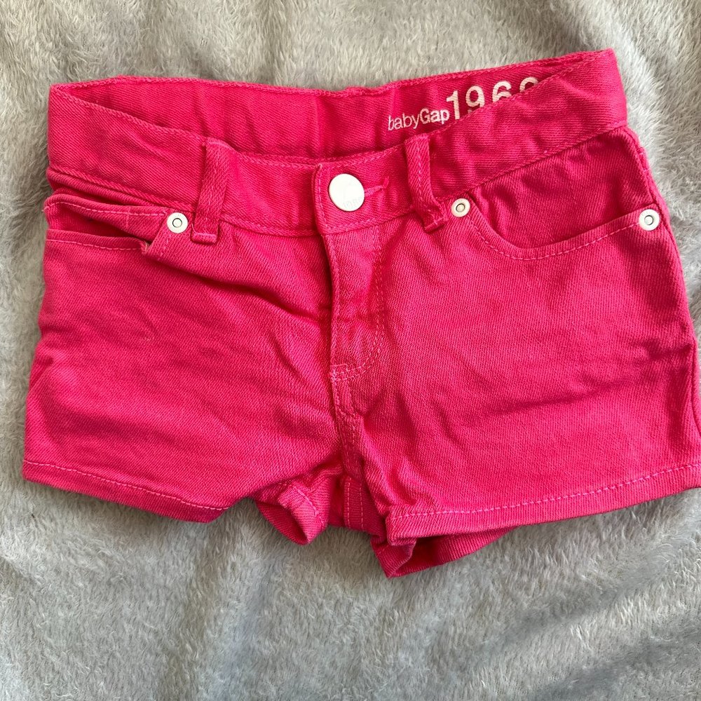 Baby Gap Neon Pink Girls Jean Shorts Sz 3 years - Picture 1 of 5